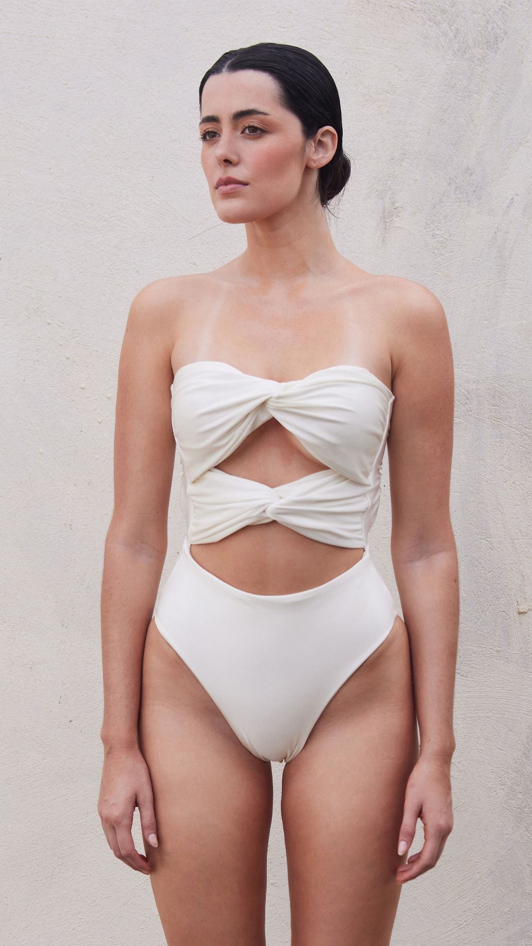 Entero Oria Ivory